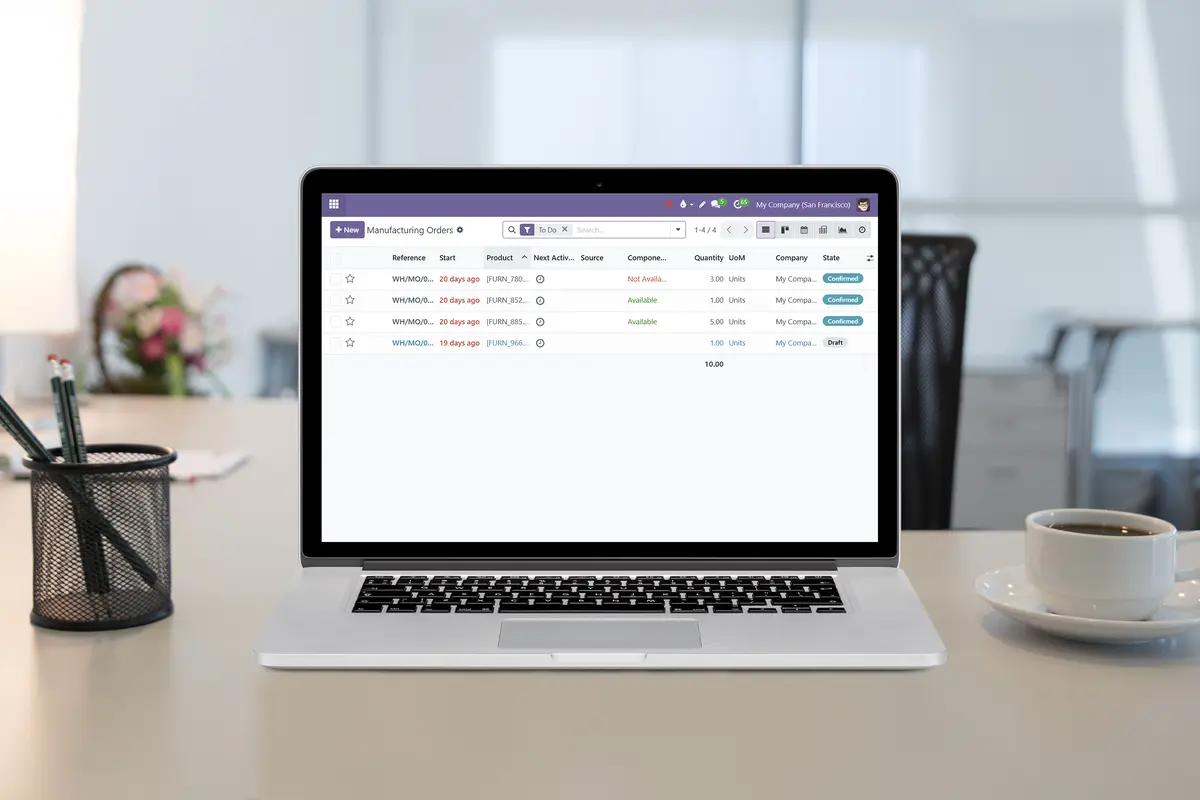 Computer displaying the main screen of the manufacturing application